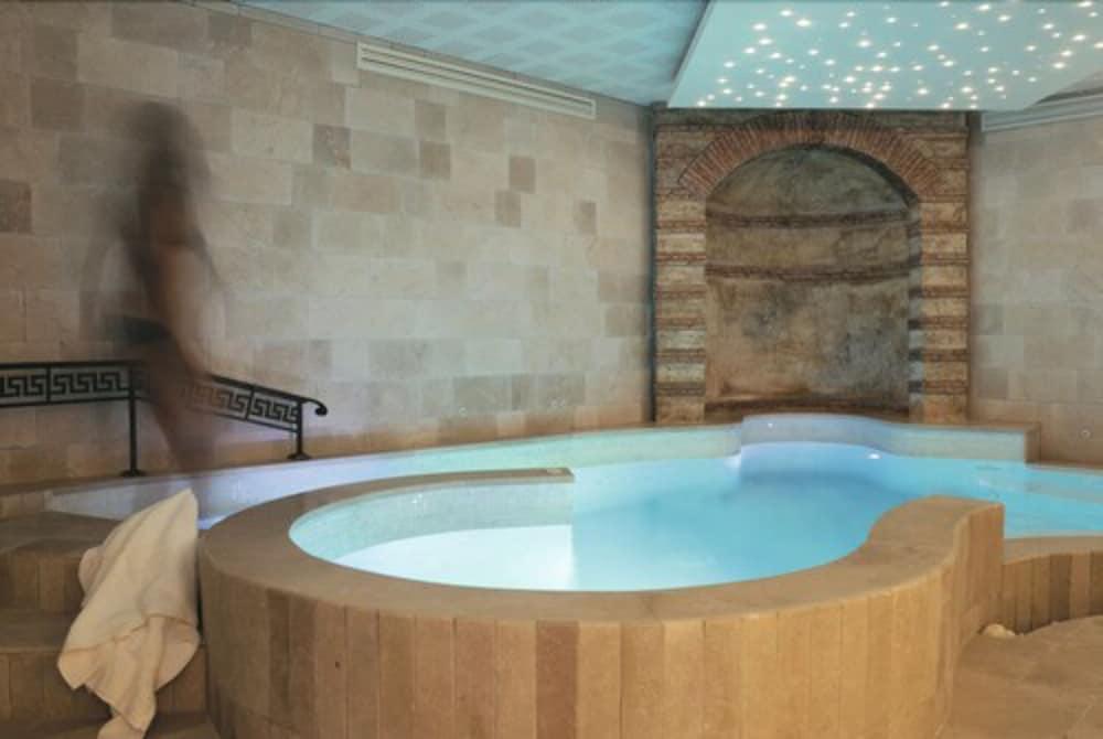 Maison Berard - Restaurant - Hotel 4*