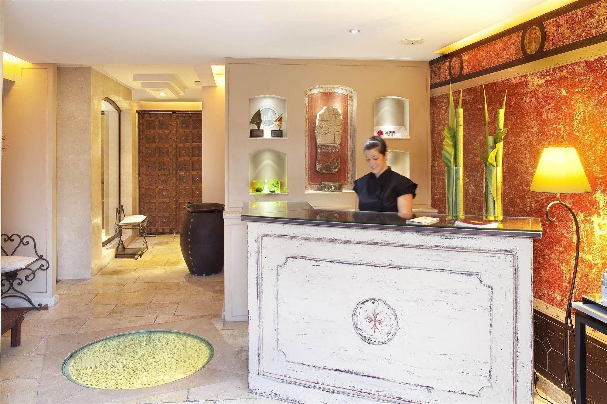 Maison Berard - Restaurant - Hotel 4*
