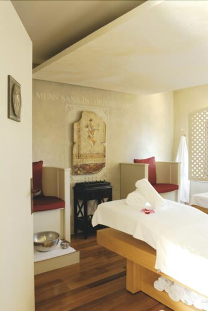 Maison Berard - Restaurant - Hotel